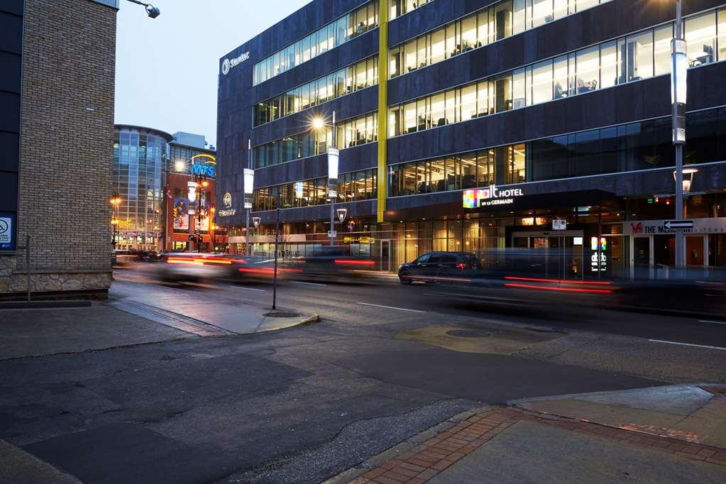 Alt Hotel Winnipeg Exterior photo